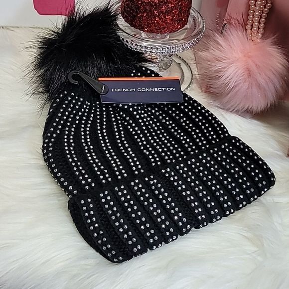 791  FRENCH CONNECTION Faux Fur Embellished Beanie Pom Pom NWT - Picture 1 of 3